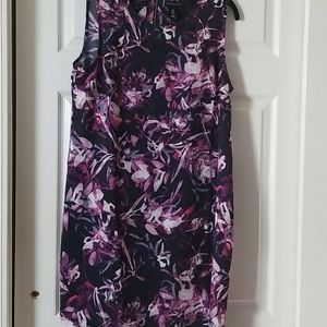 Size 12 Adrienne Vittadini sheath dress